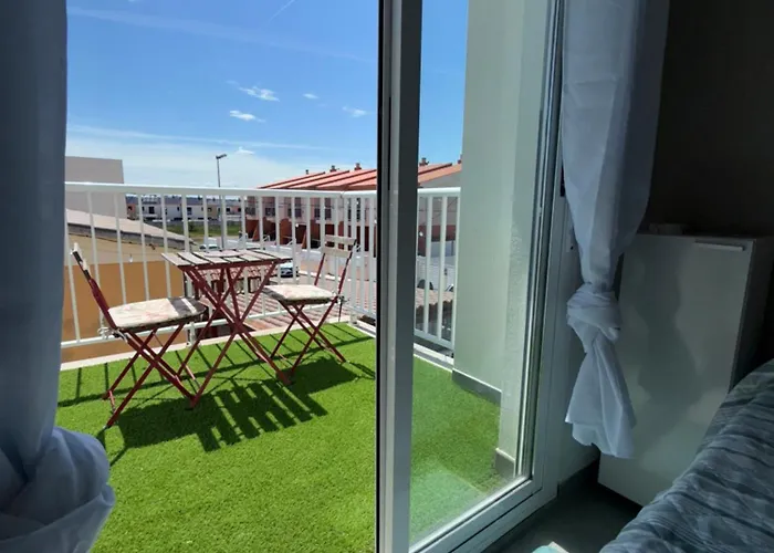 Adosado Privado Playa 度假居 *